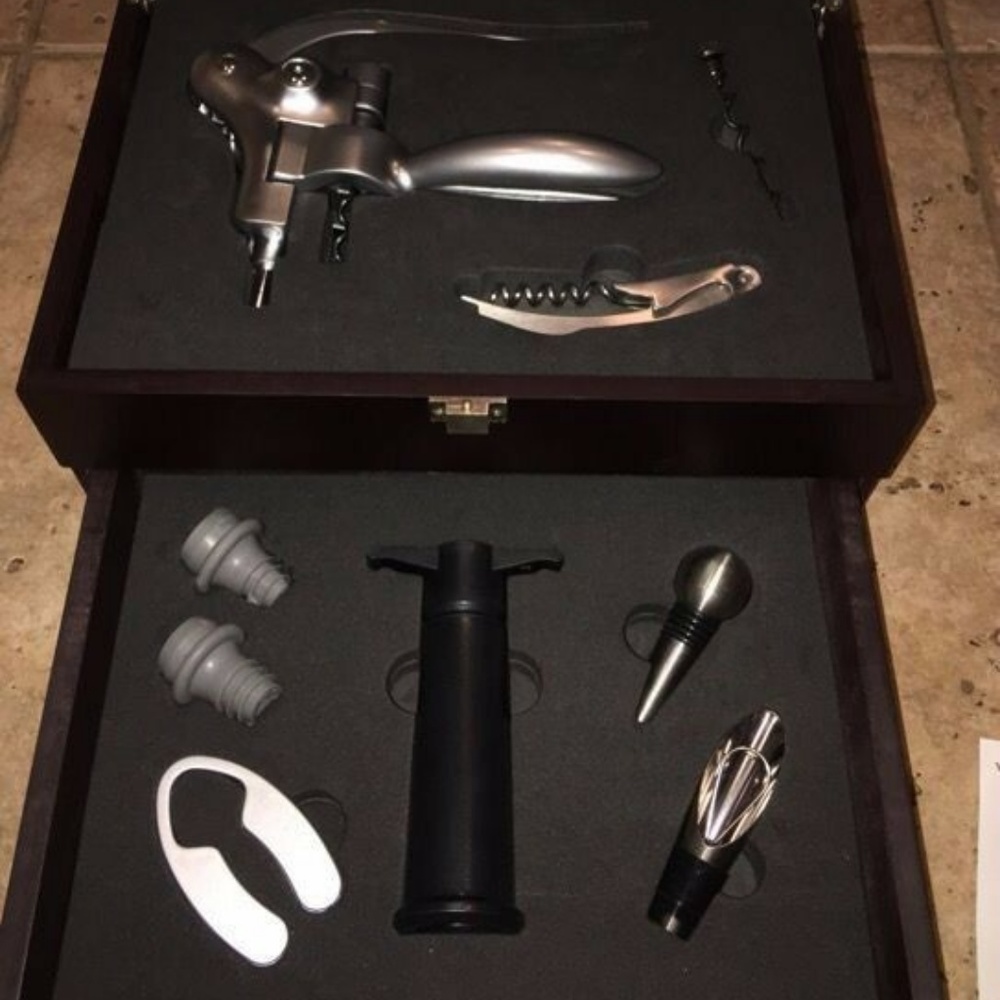 Wine Enthusiast Brown Wood Tool Set Accessory Kit